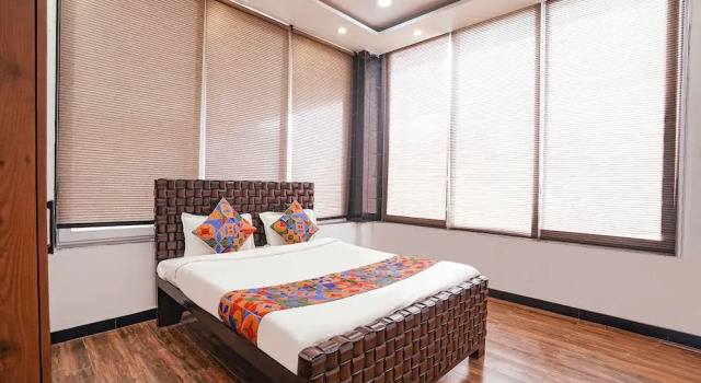 Номер Premium FabHotel Villa De Benares - Nr Tulsi Manas Mandir