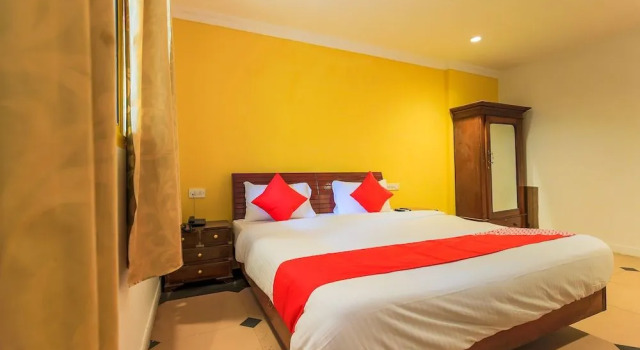 OYO Flagship 14391 Calangute Eden Garden, Book Hotel Hotels in Goa with a Pool, Swimming Pool