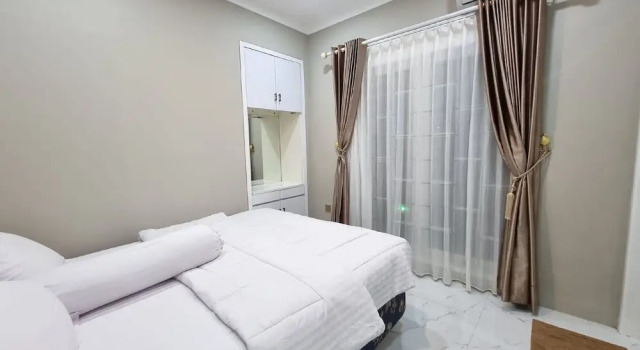 Villa Kota Bunga Anyelir