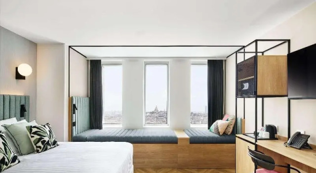 Двухместный номер семейный H4 Wyndham Paris Pleyel