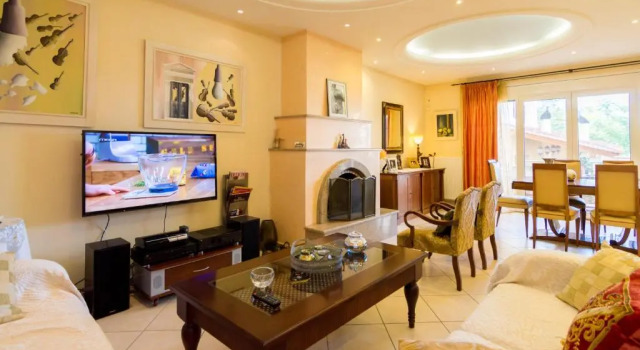 Villa Voutes, Rezerwuj Willa Hotele w Retimno z parkingiem, Parking