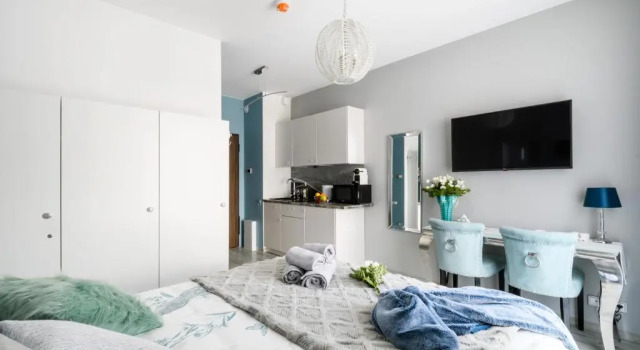 Апартаменты Deluxe Studio Centrum Pawia 51- 10 min to center, the best places, self check-in, optional breakfest, parking on the street