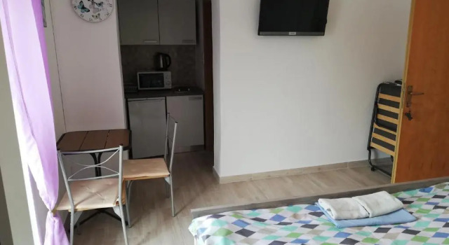 Студия с балконом Apartment Marta