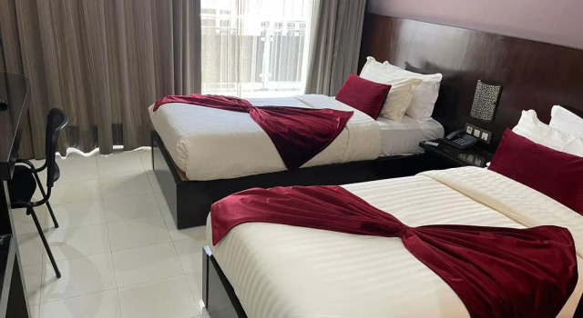 Hotel La Capitale, Забронировать Отель Отели Рабата с бассейном, рядом с Barid Al Maghrib, Бассейн