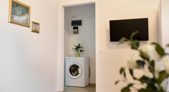 GOLDEN TOUCHES - Elegant - Armeneasca Central Apt