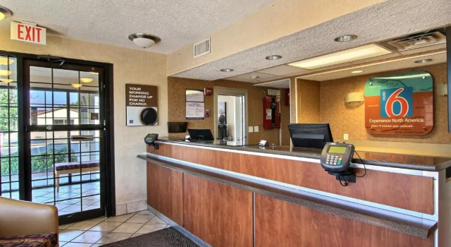 Motel 6 Amarillo - Airport, Varaa Motelli Amarillo 