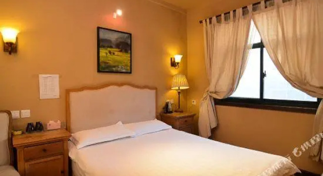 Chongdugou Zhuli Massion, Rezervovat Hotel Luo-jang Henan