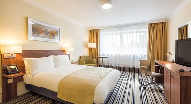 Номер Superior Holiday Inn Brighton Seafront by IHG