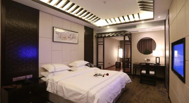 Mingshan Hotel, Boek Hotel Hotels in Chengdu met parkeren, Parkeren