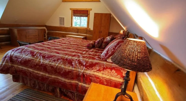 Little Picky Lodge, Varaa Hotelli Whitewater Region Ontario