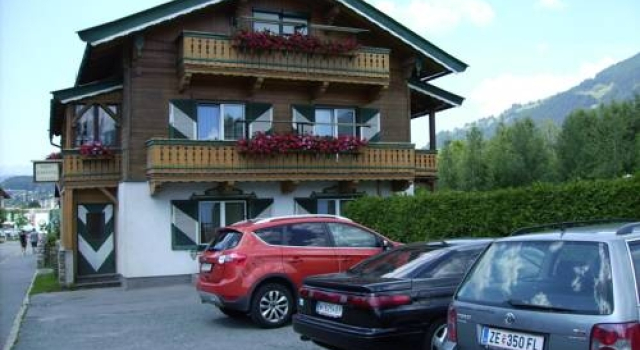 Apartement Haus Johanna, Prenota Hotel Kitzbuhel 