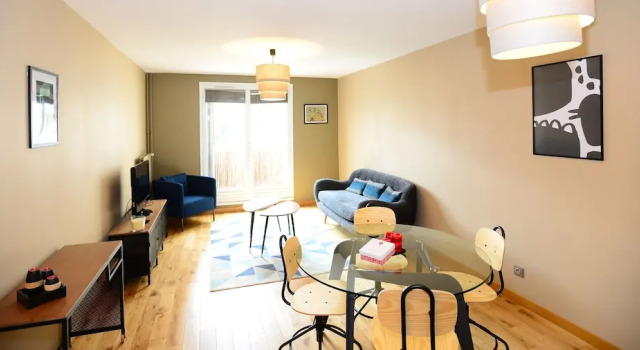 Appart Ambiance - Danton, Забронировать Апартаменты/квартира Лион Rhône, рядом с Станция метро Saxe-Gambetta