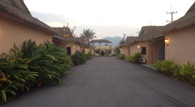 Baan Pan Din Resort, Забронировать Курортный отель Пранбури провинция Прачуапкхирикхан