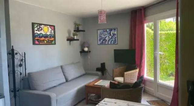 appartement proche mer avec jardin ensoleillé, Забронировать Апартаменты/квартира Ульгат 