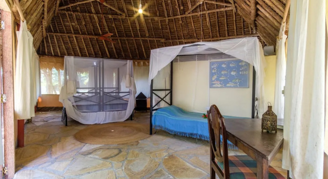 Семейный тент Mkoma Bay Tented Lodge