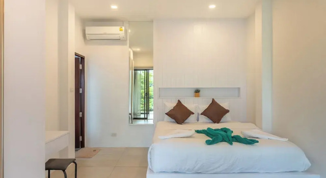 One of Phukets Best Villas V212