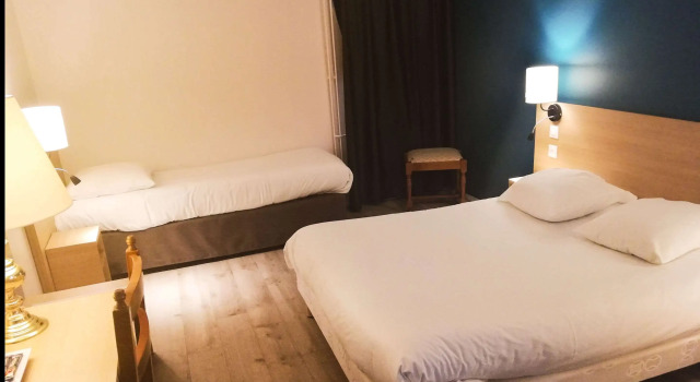 Трёхместный номер Standard Comfort Hotel Pithiviers