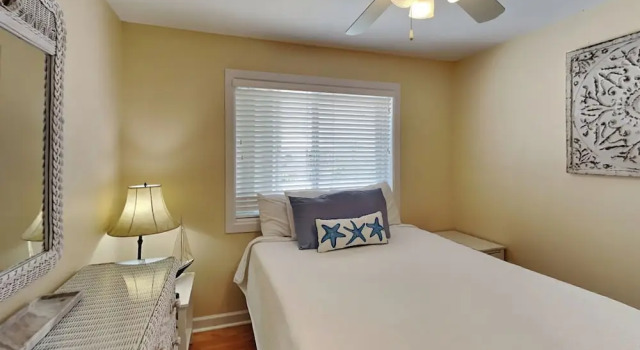 Coastal Cottage by Southern Vacation Rentals, Rezerwuj Dom wakacyjny Hotele w Panhandle Florida z parkingiem, Parking