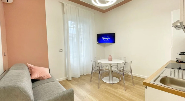 Апартаменты Deluxe с балконом и с видом на внутренний двор Color Houses Pescara Centro