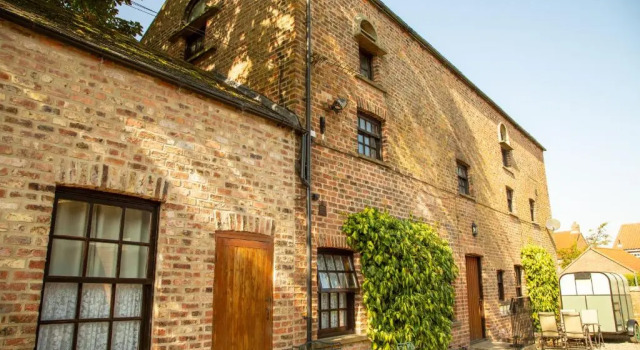 Apartment Two, The Carriage House, York, Varaa Huoneisto Asunnot kohteessa Merseyside, Huoneisto