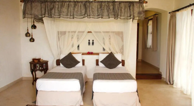Вилла Pool Suite Karafuu Beach Resort & Spa