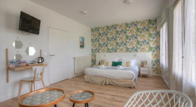 Люкс с видом на море Beach Hotel - Le Grand Chalet