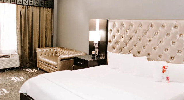 Двухместный номер Standard с балконом Holiday Inn Select North Dallas