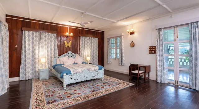 Люкс Royal The Baradighi Bungalow - A Heritage Tea Resort