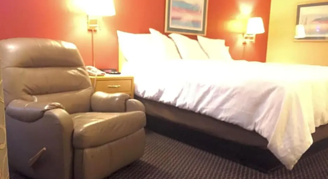Номер Standard Americas Best Value Inn Garden City