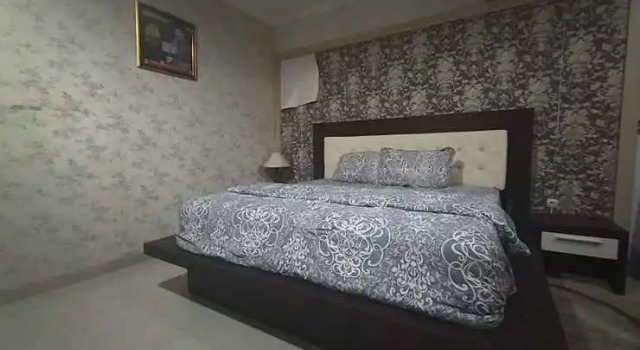 Oyo 3293 Sulthan Ix Guest House, Prenota Affittacamere Hotel a Kalimantan con parcheggio, Parcheggio