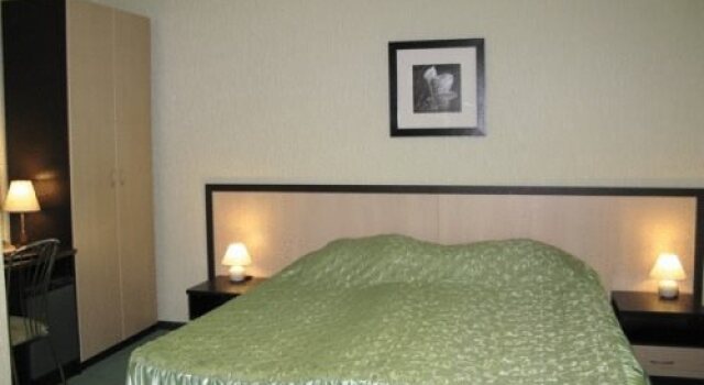 AVE Hotel, Book Hotel Hotels in Moscow with Parking, near Dubrovka (MCC), Parking