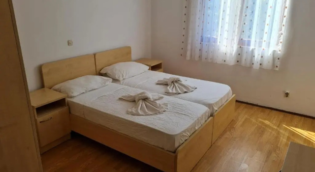 Resort Village T.N. Milna, Book Ferieresort Vis Vis