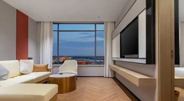 Люкс с видом на город Mehood Lestie Hotel (Enshi Airport & Railway Station Branch)