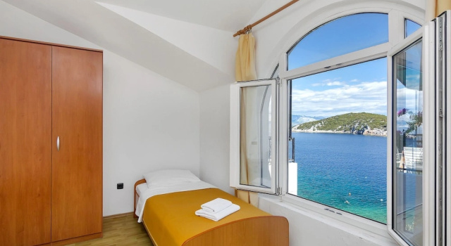 Apartment and Rooms Nikola, Reserva ahora Apartamento Zastražišće 