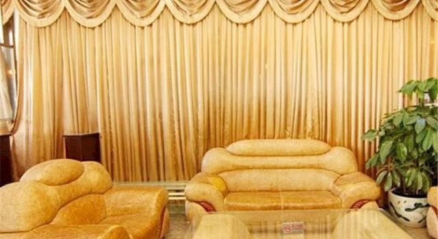 Beijing Zuanshi Lanbaoyuan Hotel, Book Hotel Hoteller i Beijing Province med parkering, Parkering