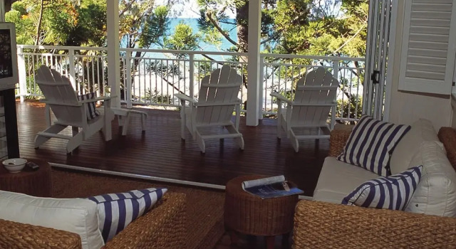 The Pines Luxury Beachfront House, Book Feriehus Sommerhuse i Port Douglas, Hytte