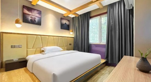 Longxin Hotel, Prenota Hotel Hotel a Ningbo con parcheggio, Parcheggio