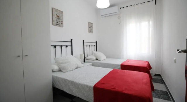 1070 Villa Rosario
