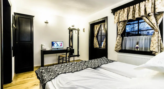 Pensiunea La Moara, Book Hotel Fundu Moldovei Suceava