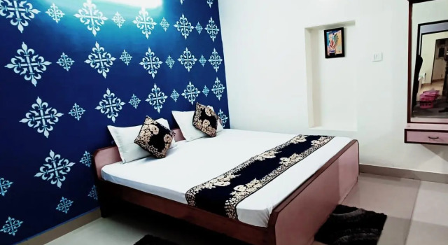 A One Rooms by Alsafar India, Забронировать Отель Отели Нью-Дели с парковкой, рядом с Музей Мадам Тюссо (Нью-Дели), Парковка