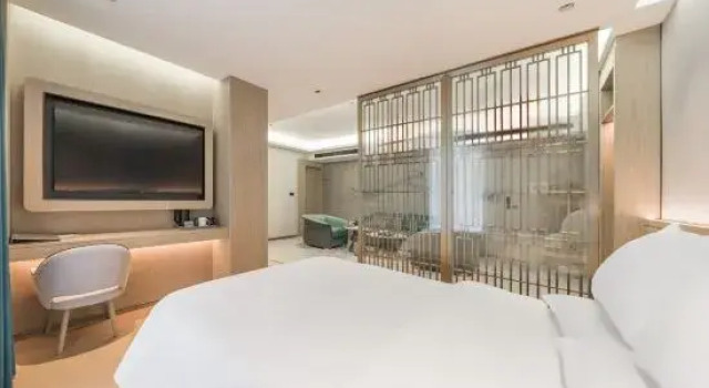 Suite Yining  Riverside   Cloud  Hotel