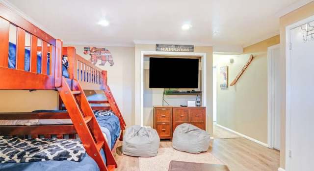 Апартаменты Walk to Giant Steps & Hot Tub: Brian Head Condo!