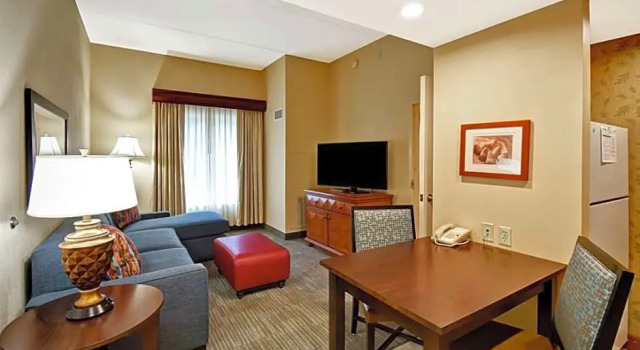 Четырёхместный люкс c 1 комнатой Homewood Suites by Hilton Lancaster