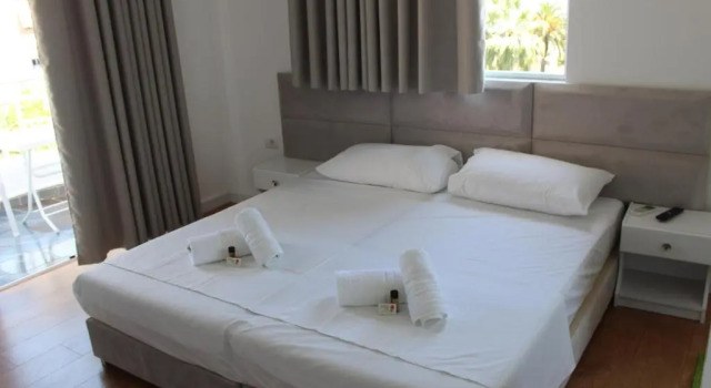 Двухместный номер Standard с балконом Hotel Myrtai - City Center
