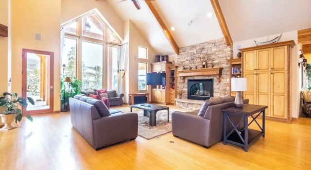 213 County Road 1041