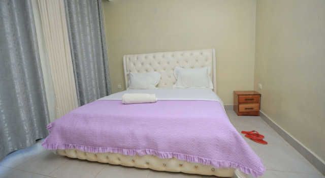 Lunaris Homes