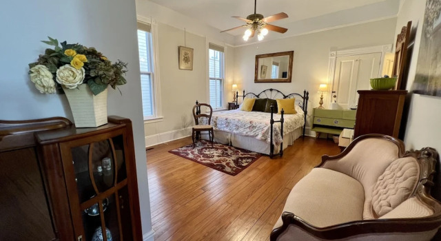 Brackenridge House Bed & Breakfast, Забронировать Отель Бизнес-отели Сан-Антонио, рядом с Квартал исторических искусств Ла Вильита, 4* 5*