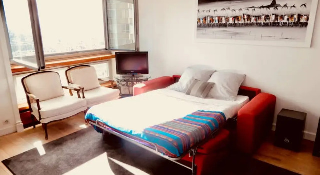 Modern 1 Bedroom Apartment Near Eiffel Tower, Забронировать Апартаменты/квартира Париж Иль-де-Франс, рядом с Maison de Balzac