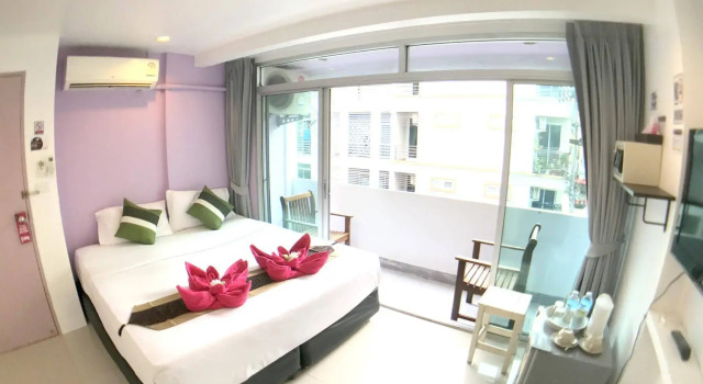 The Room Patong Hotel, Забронировать Отель Патонг-Бич остров Пхукет