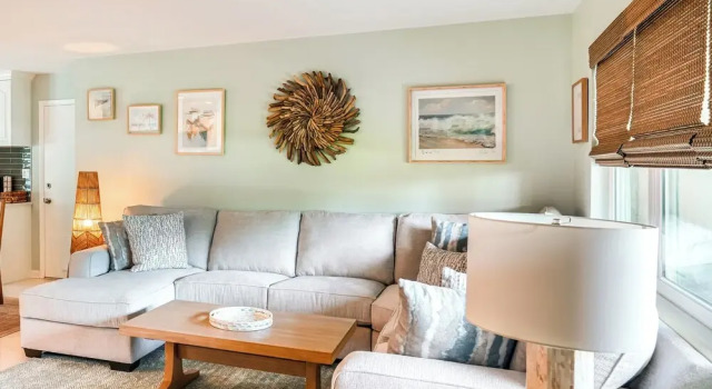 Walk to Jetty Park: Harbor District Home!